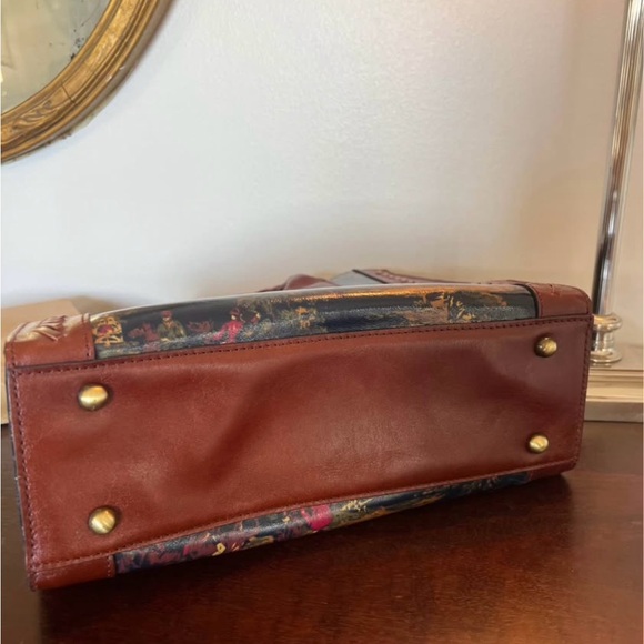 Elegant Patricia Nash Equestrian Handbag - Picture 5 of 6